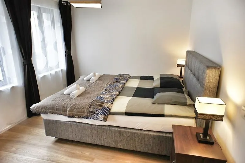 בריסל Laeken Residence 0*,  בלגיה